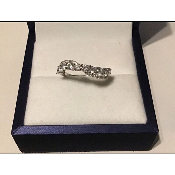 Sparkling White Sapphire Crossover Infinity Band Ring Sz 8~.925 Sterling Silver - Picture 1 of 3